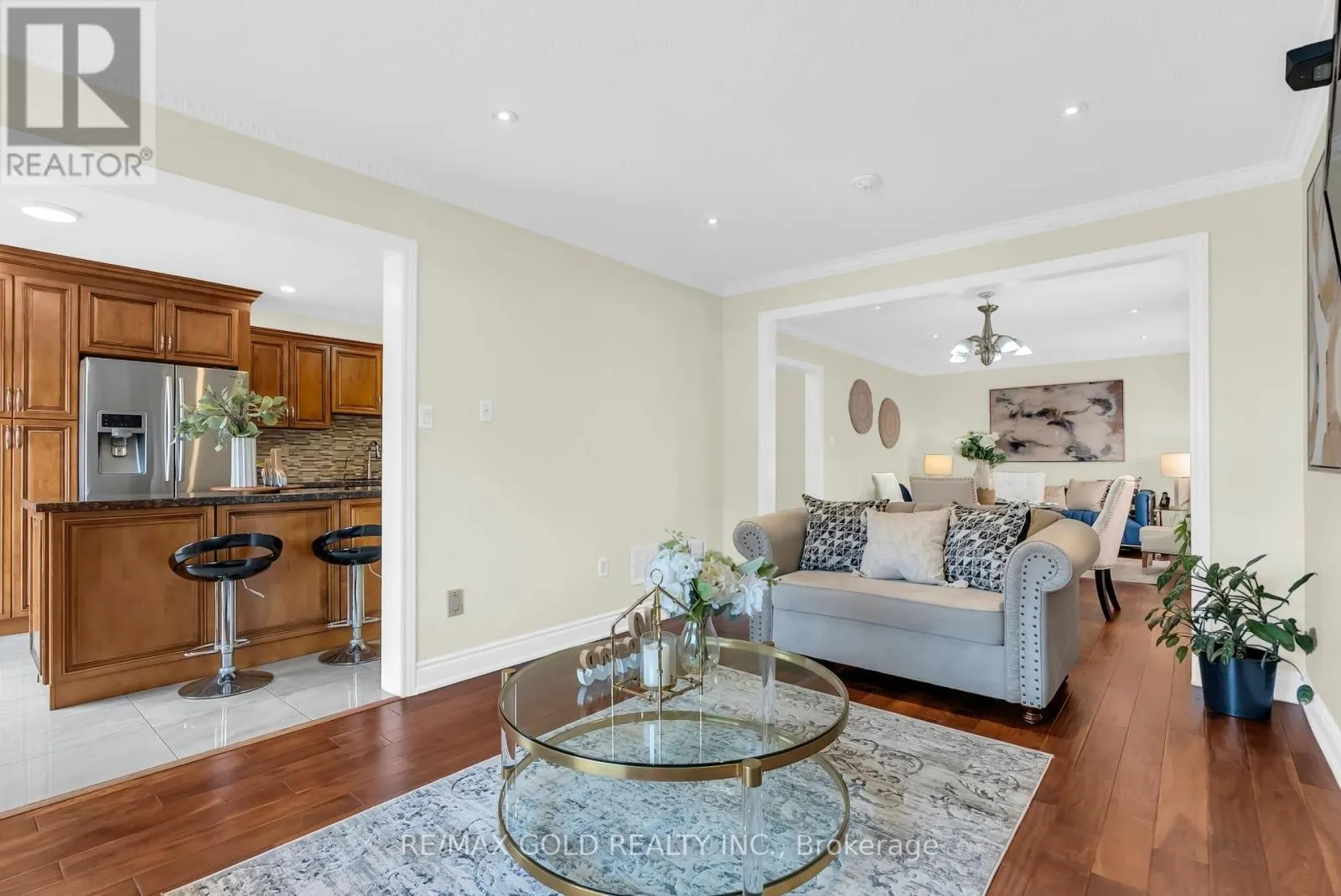 33 TIGERLILY PLACE