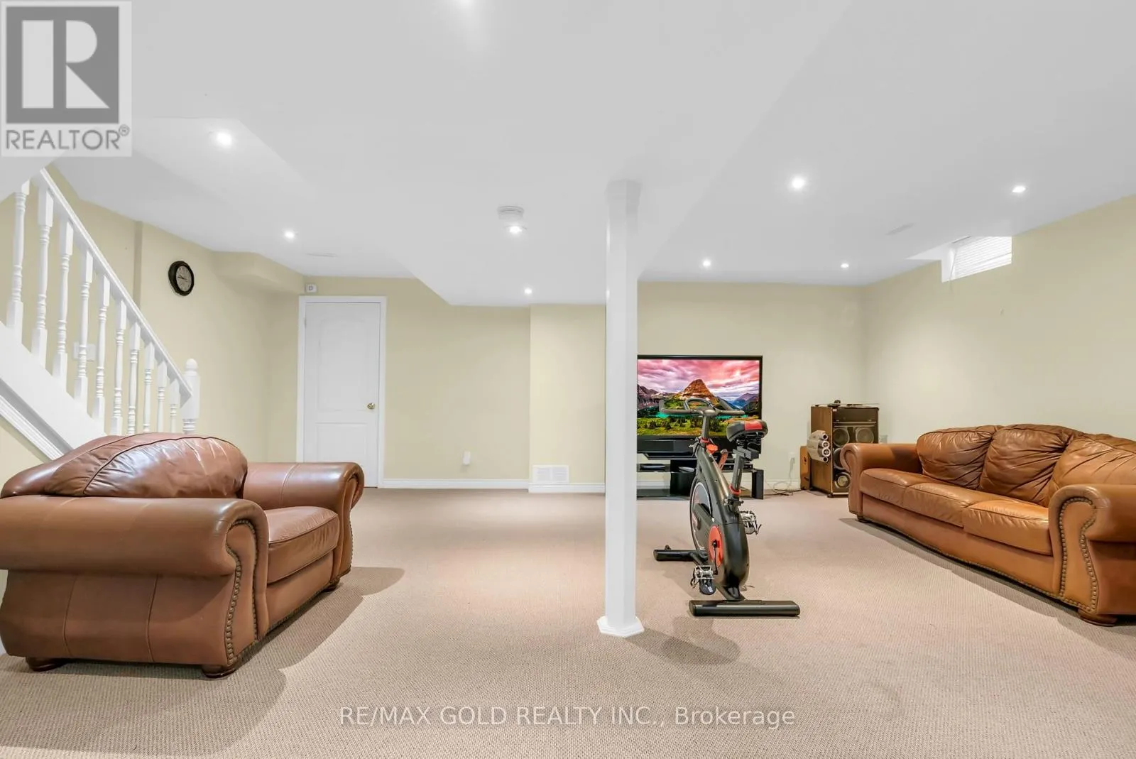 33 TIGERLILY PLACE