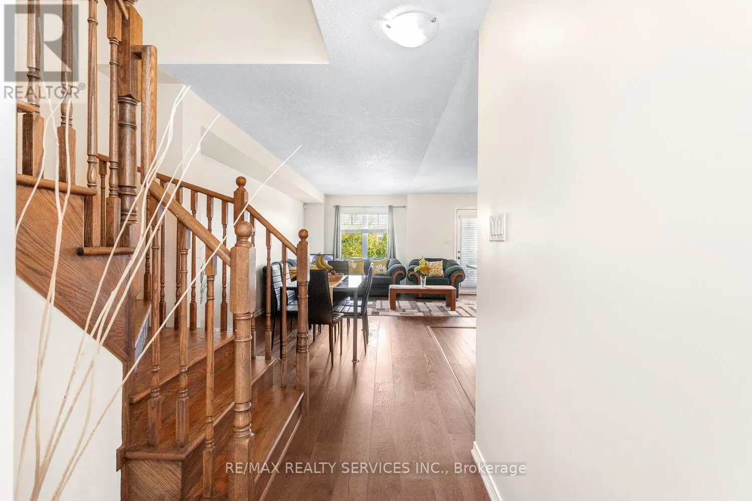 100 GOLDEN SPRINGS DRIVE
