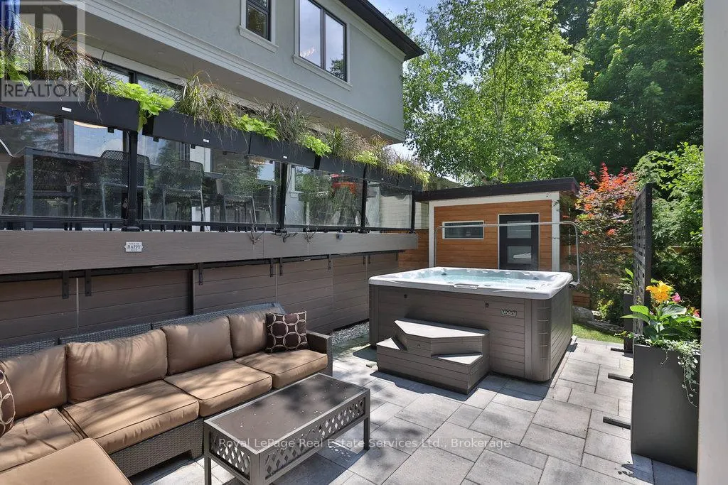 182 CHARNWOOD DRIVE