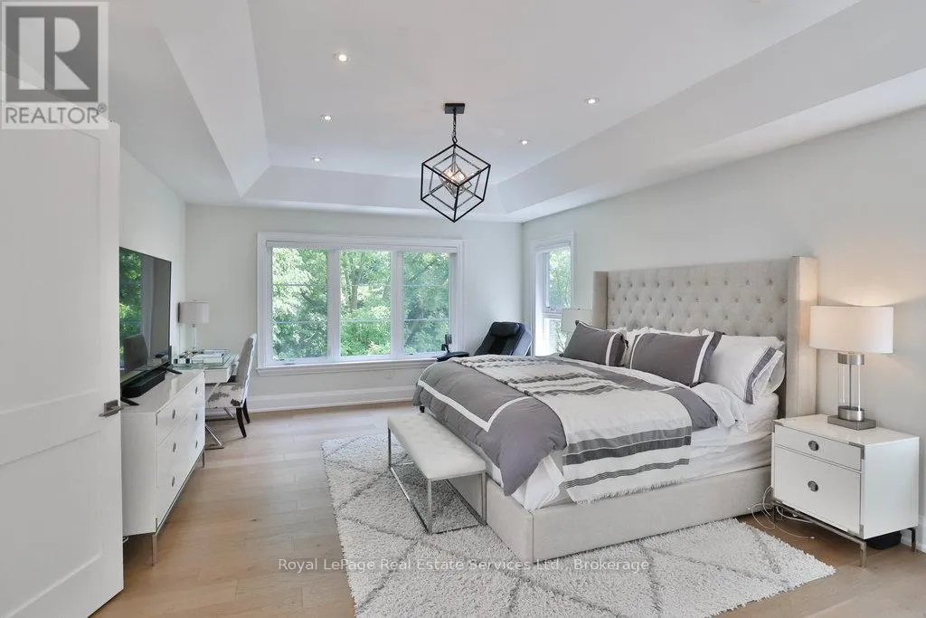 182 CHARNWOOD DRIVE