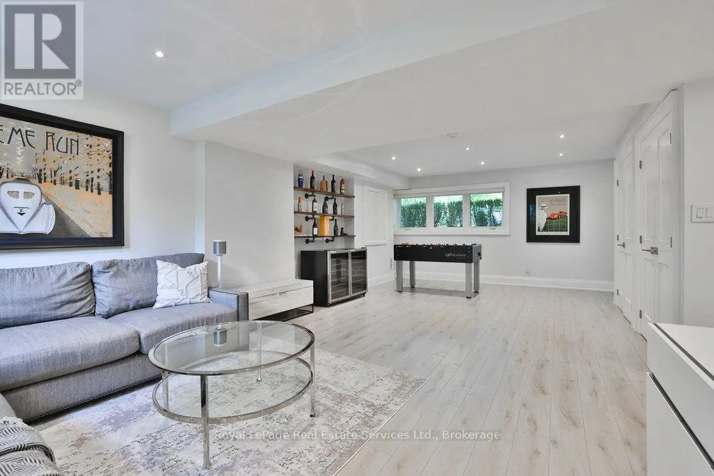 182 CHARNWOOD DRIVE