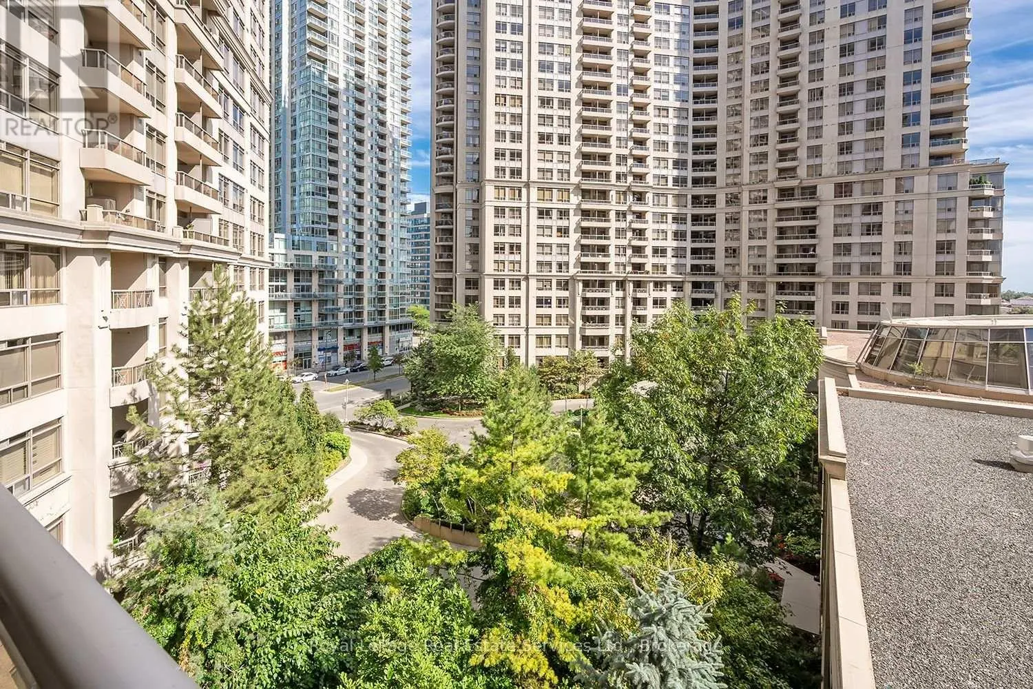 632 - 3888 DUKE OF YORK BOULEVARD, #632