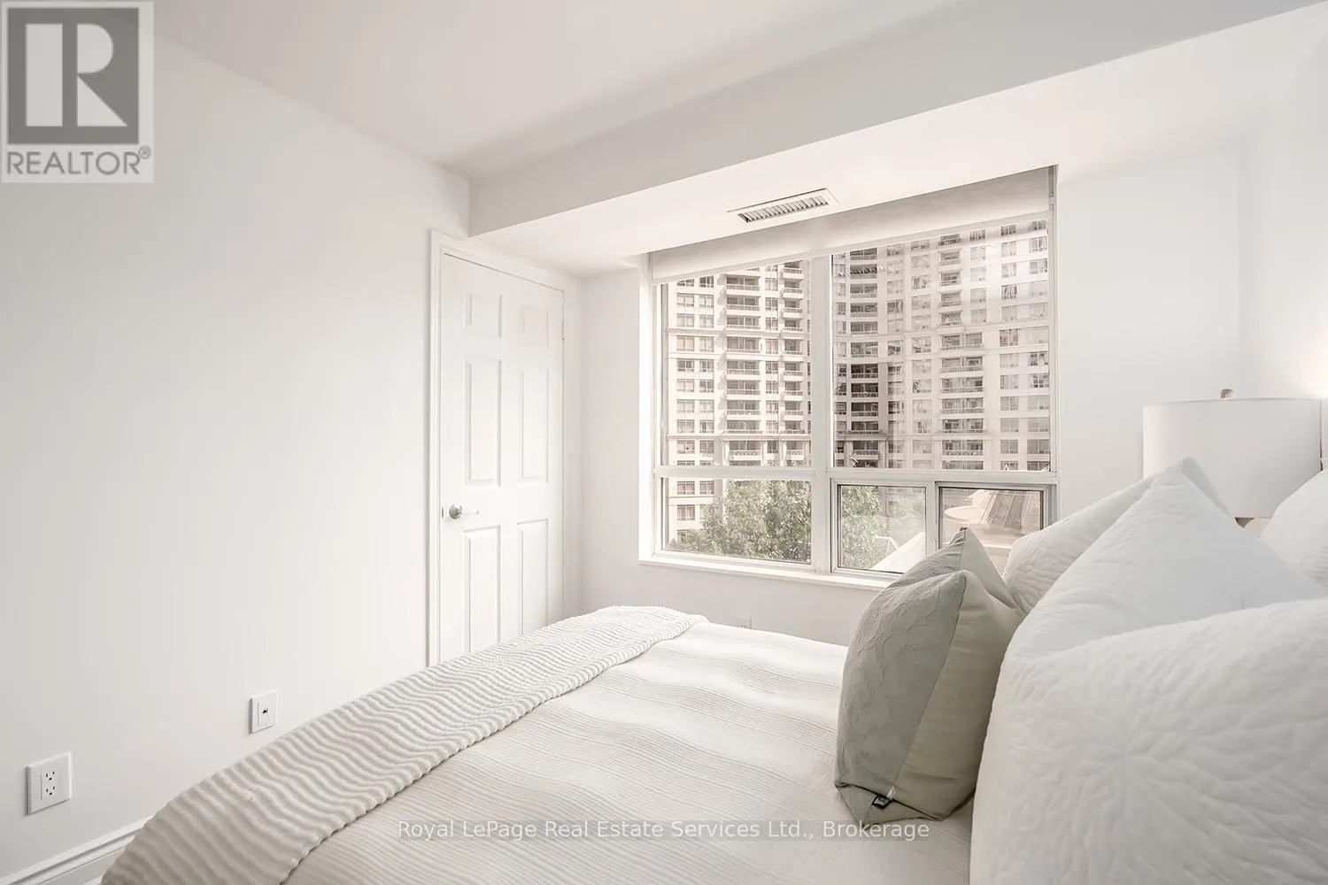 632 - 3888 DUKE OF YORK BOULEVARD, #632