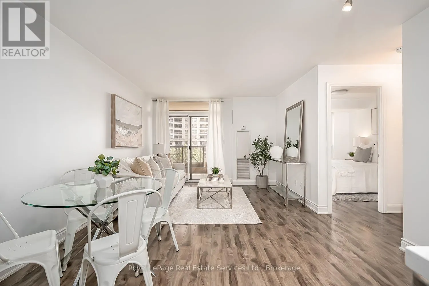 632 - 3888 DUKE OF YORK BOULEVARD, #632