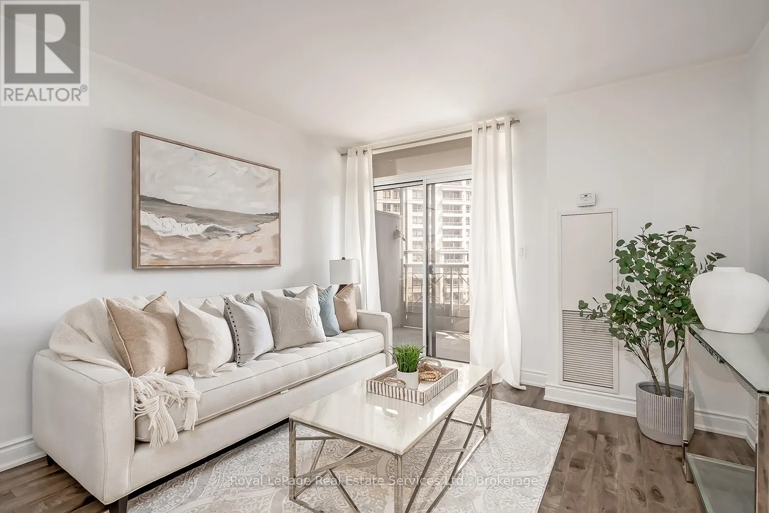 632 - 3888 DUKE OF YORK BOULEVARD, #632