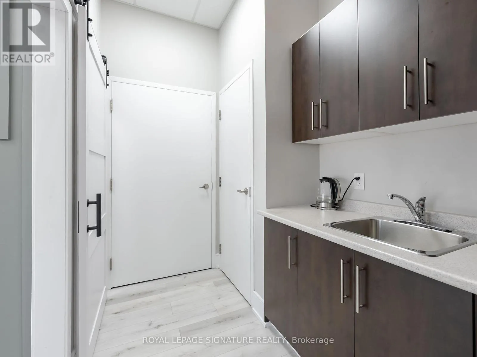 212 - 20 MARITIME ONTARIO BOULEVARD