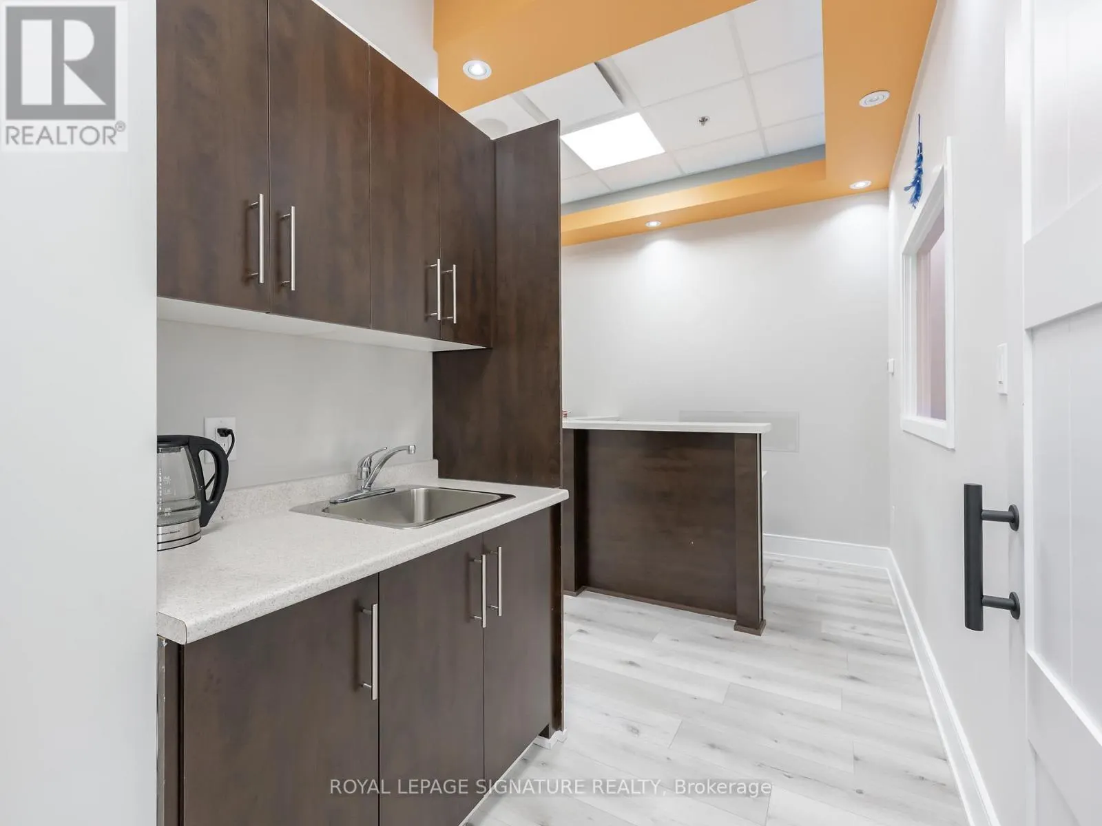 212 - 20 MARITIME ONTARIO BOULEVARD