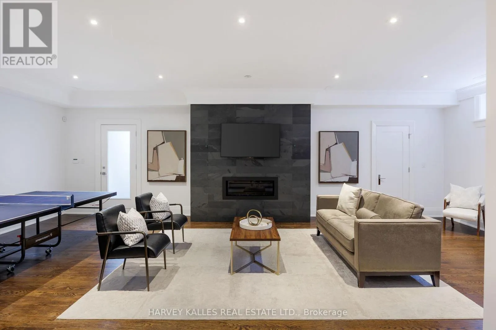 43 WILGAR ROAD