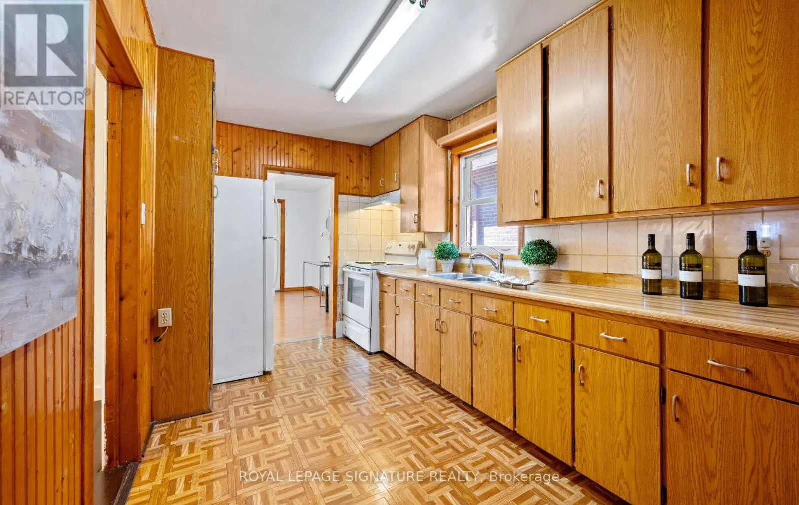 61 FOCH AVENUE
