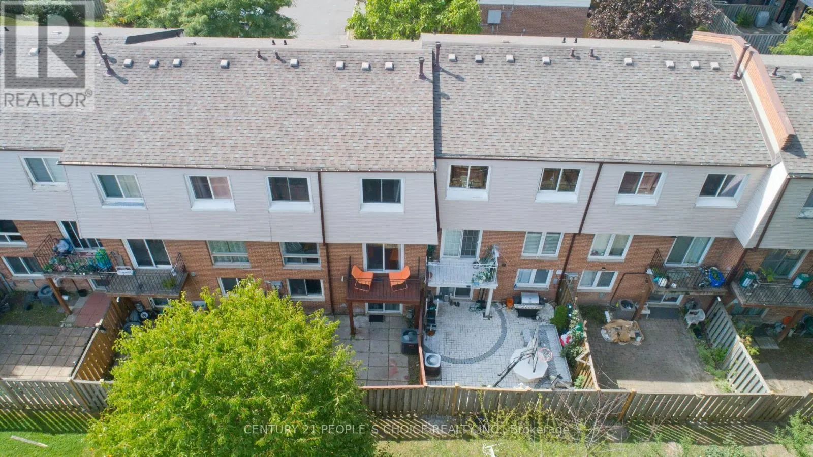 54 - 3525 BRANDON GATE