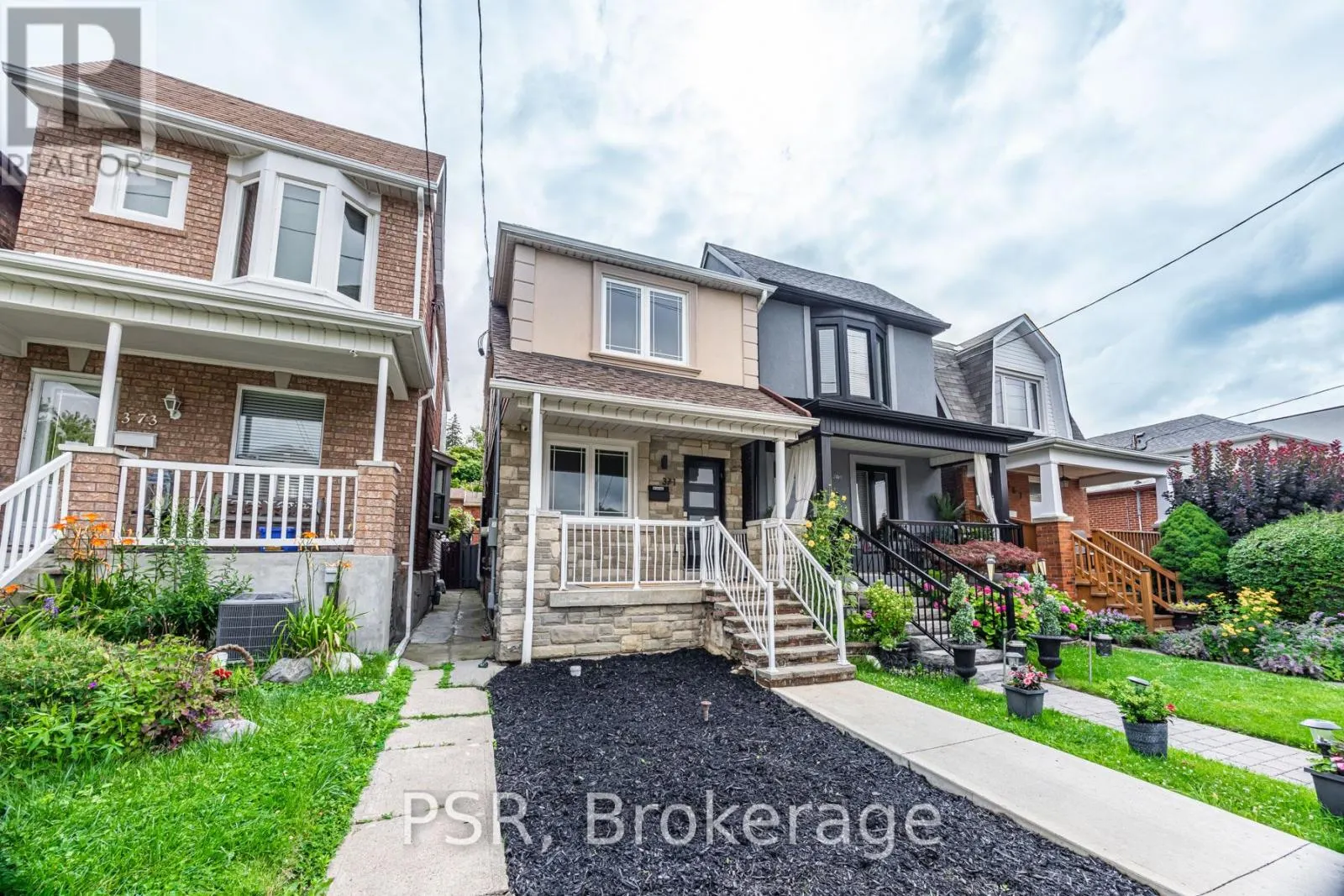 LOWER - 371 MCROBERTS AVENUE