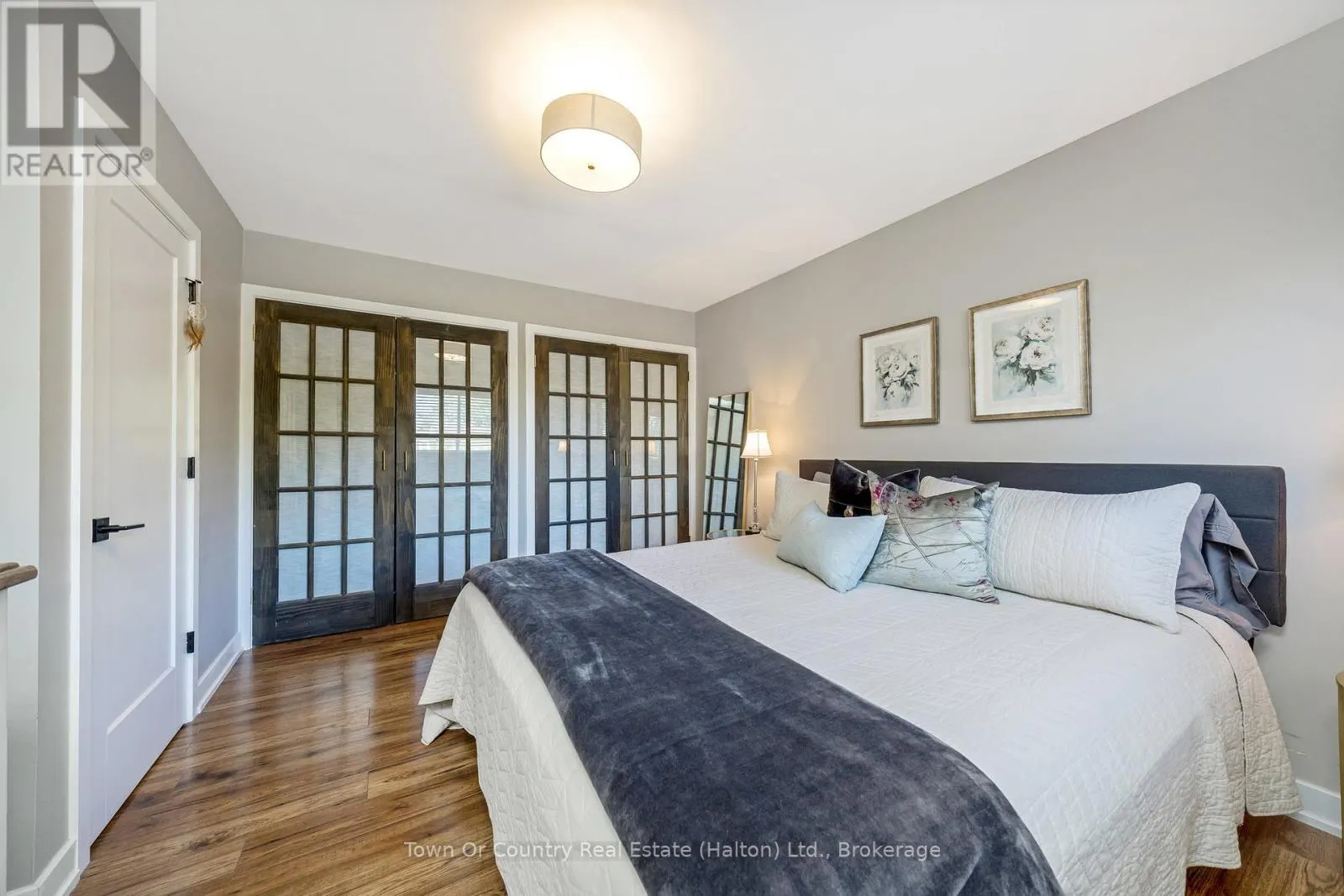 86 - 371 BRONTE STREET S, #86