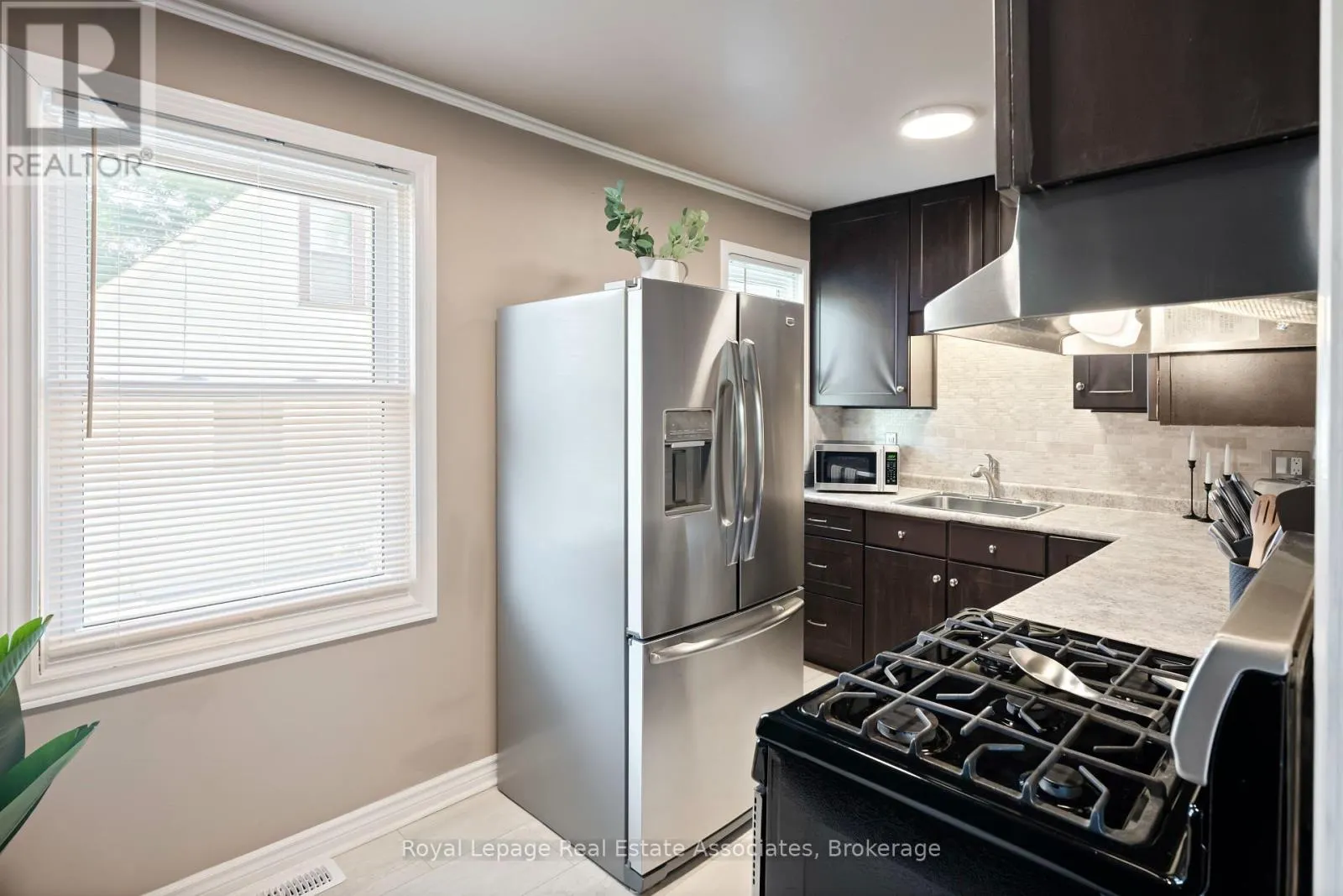 10 NORMANDY BOULEVARD