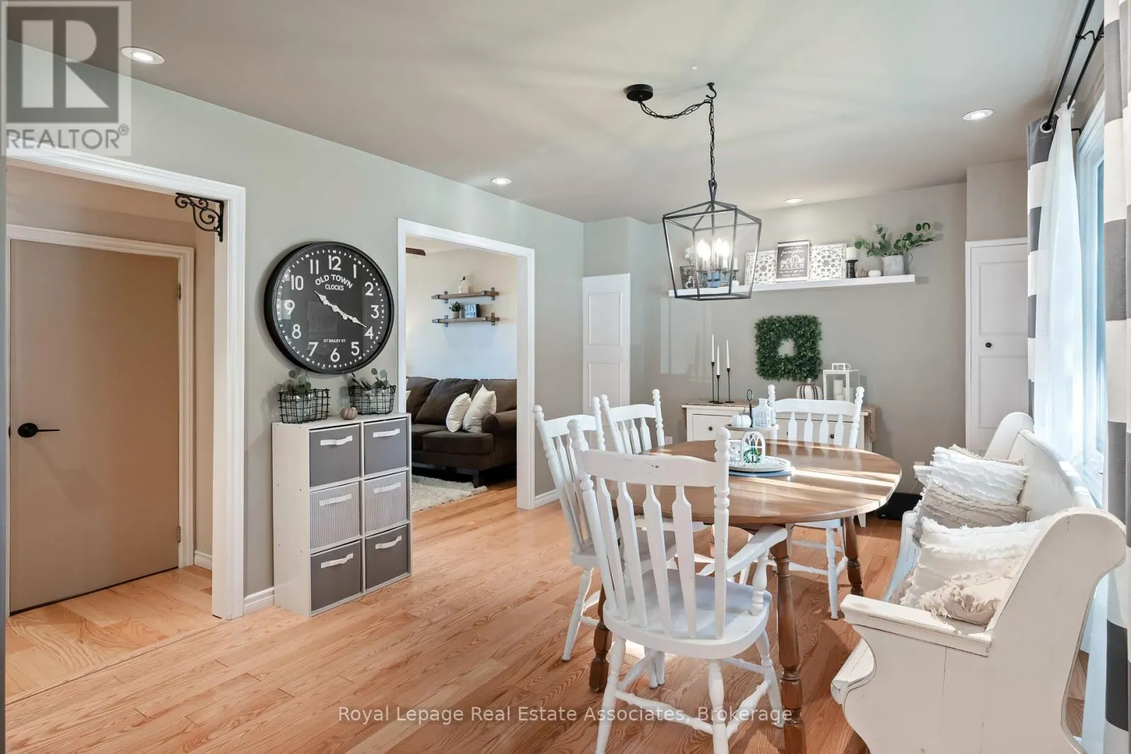 10 NORMANDY BOULEVARD
