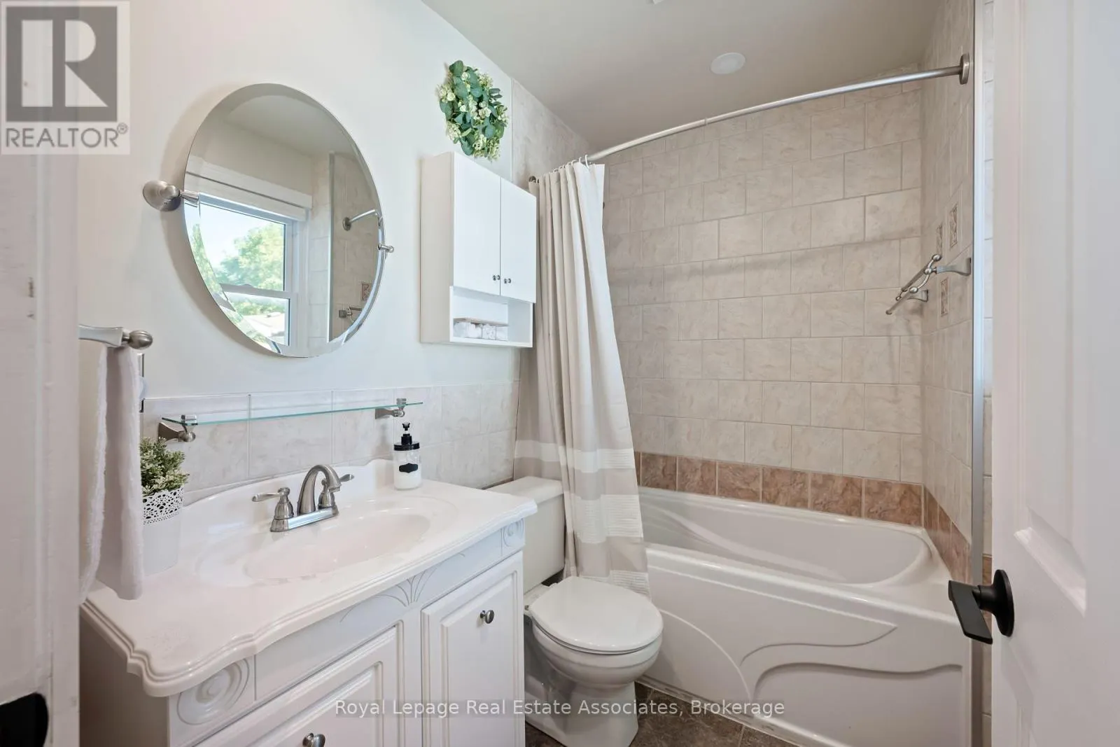 10 NORMANDY BOULEVARD