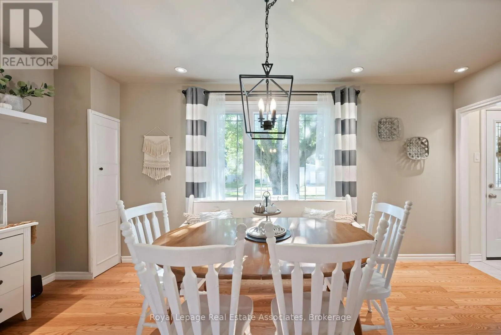 10 NORMANDY BOULEVARD