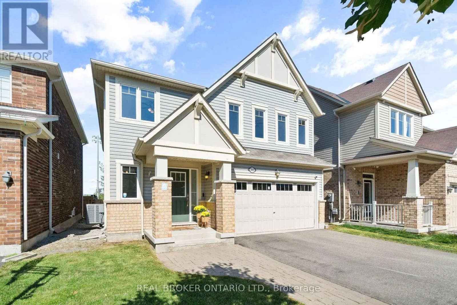 565 ATTENBOROUGH TERRACE