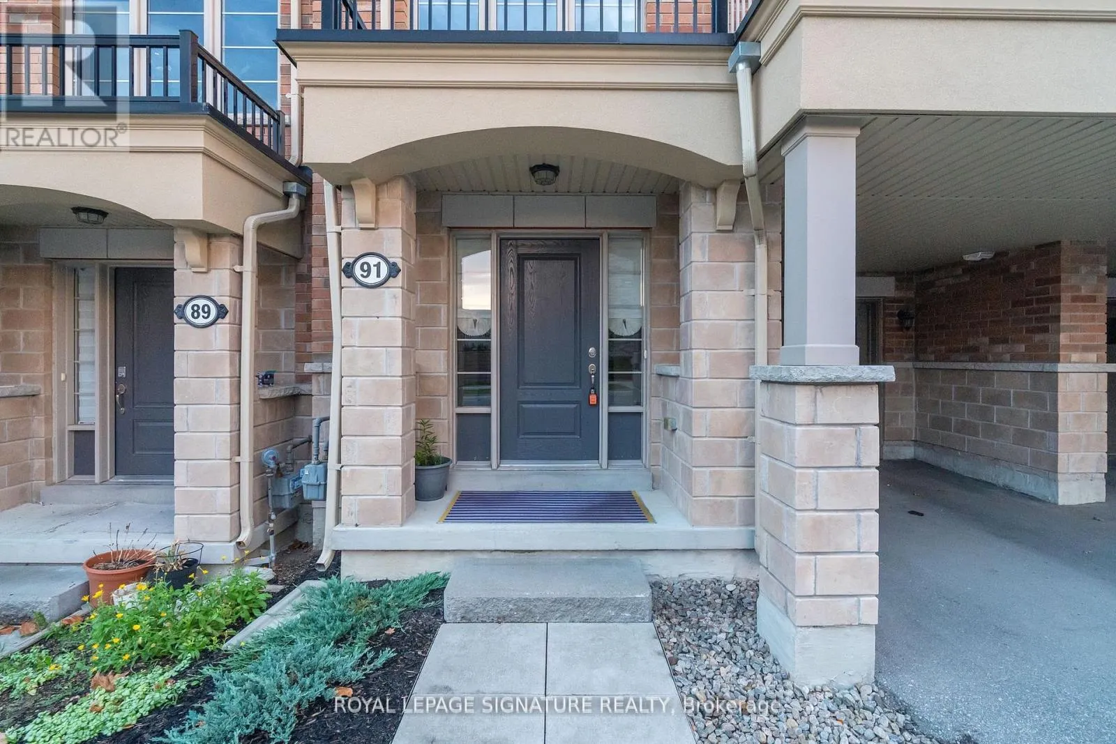91 THOMAS FISHER DRIVE