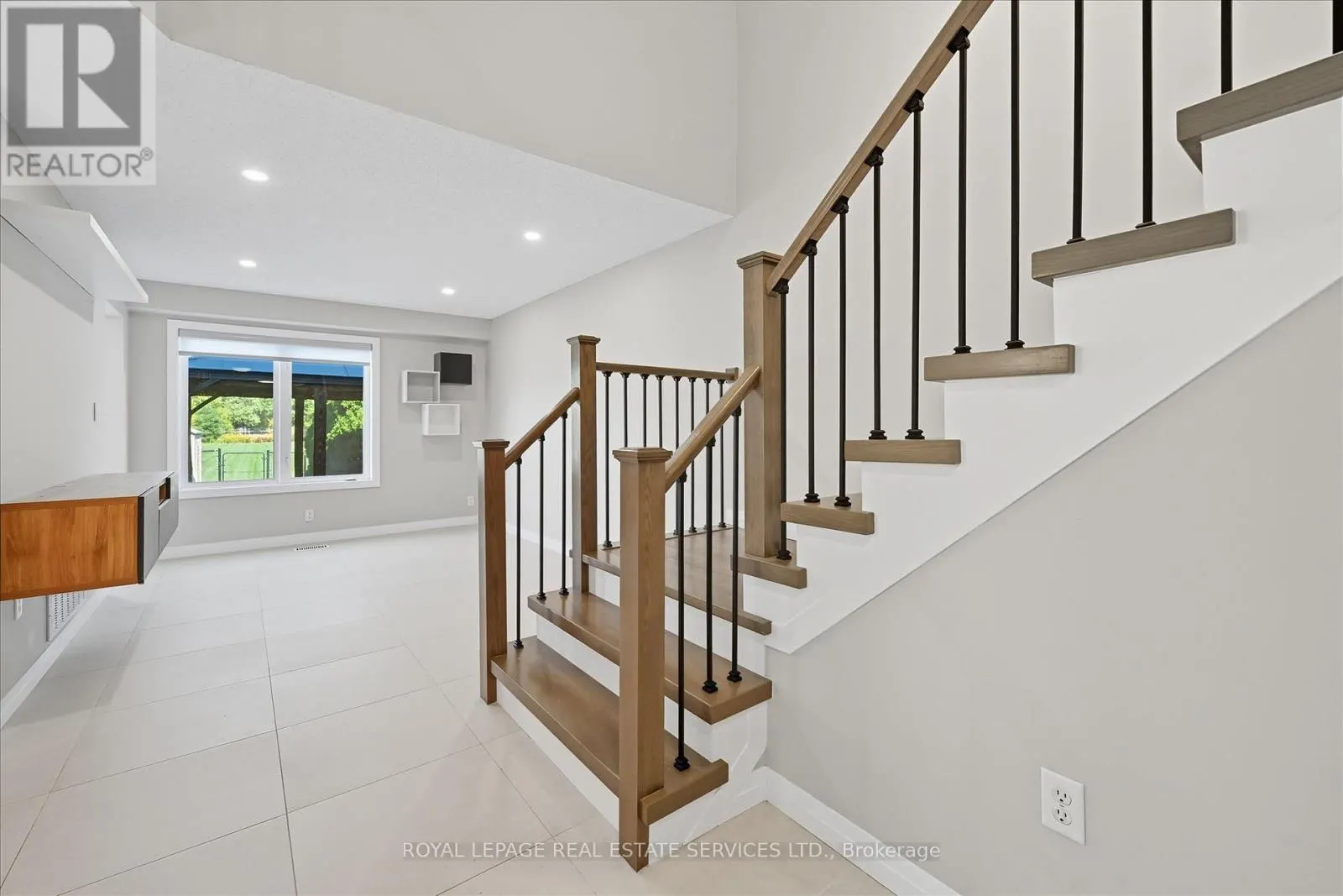 1409 TOBYN DRIVE