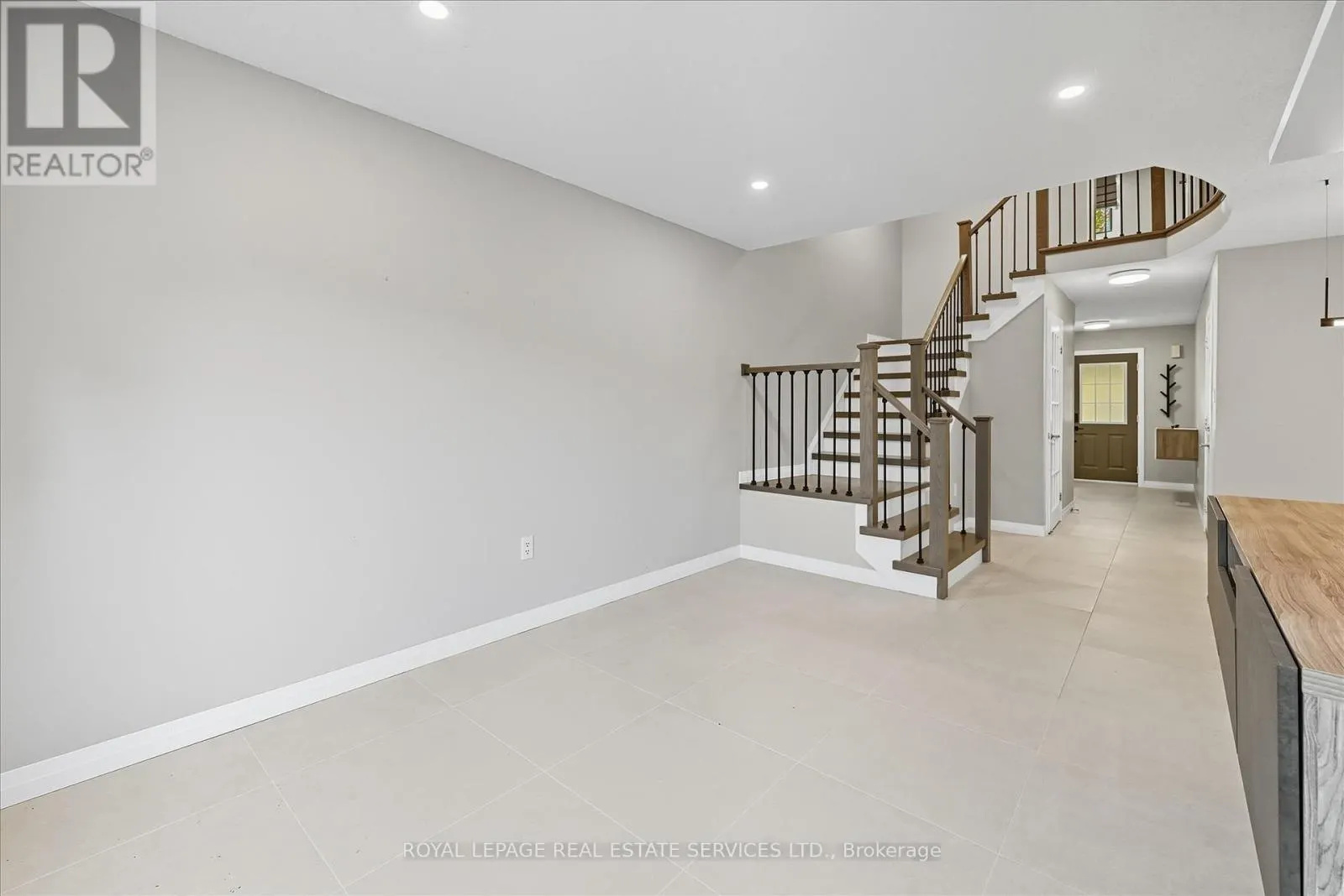 1409 TOBYN DRIVE