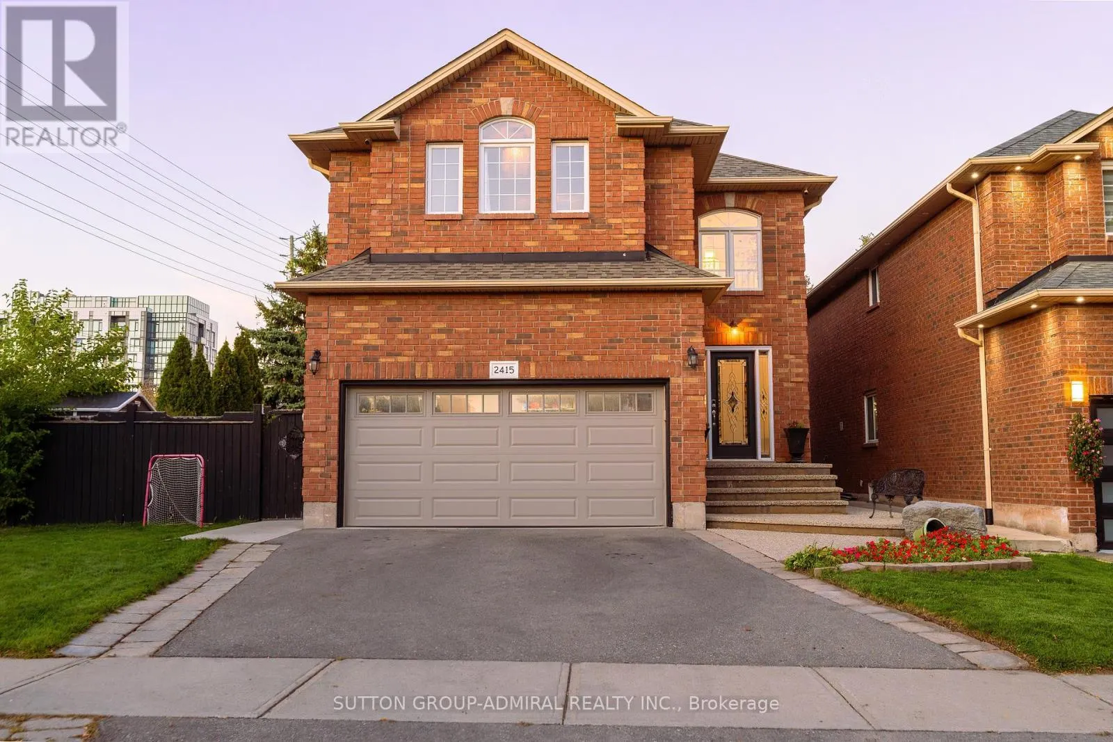 2415 VALLEY HEIGHTS CRESCENT