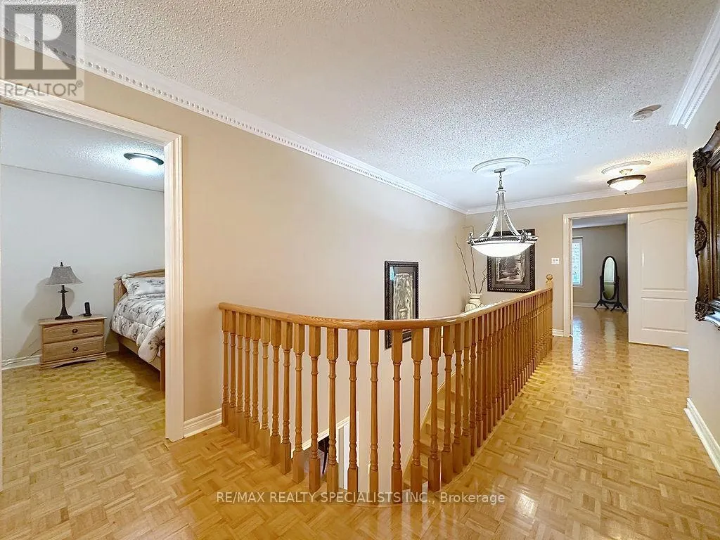 9 SIESTA COURT