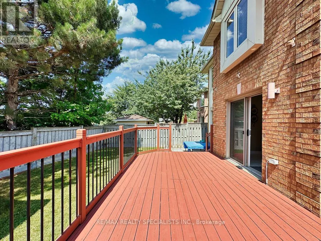 9 SIESTA COURT