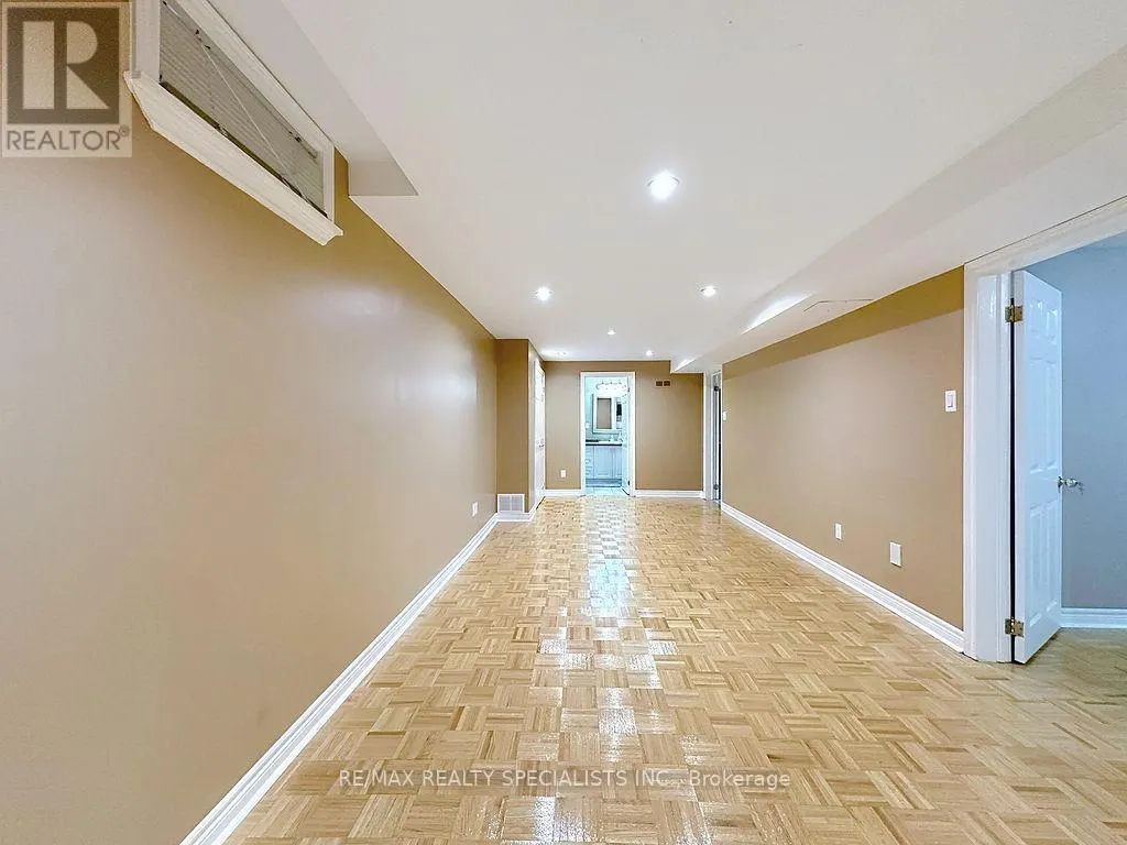 9 SIESTA COURT