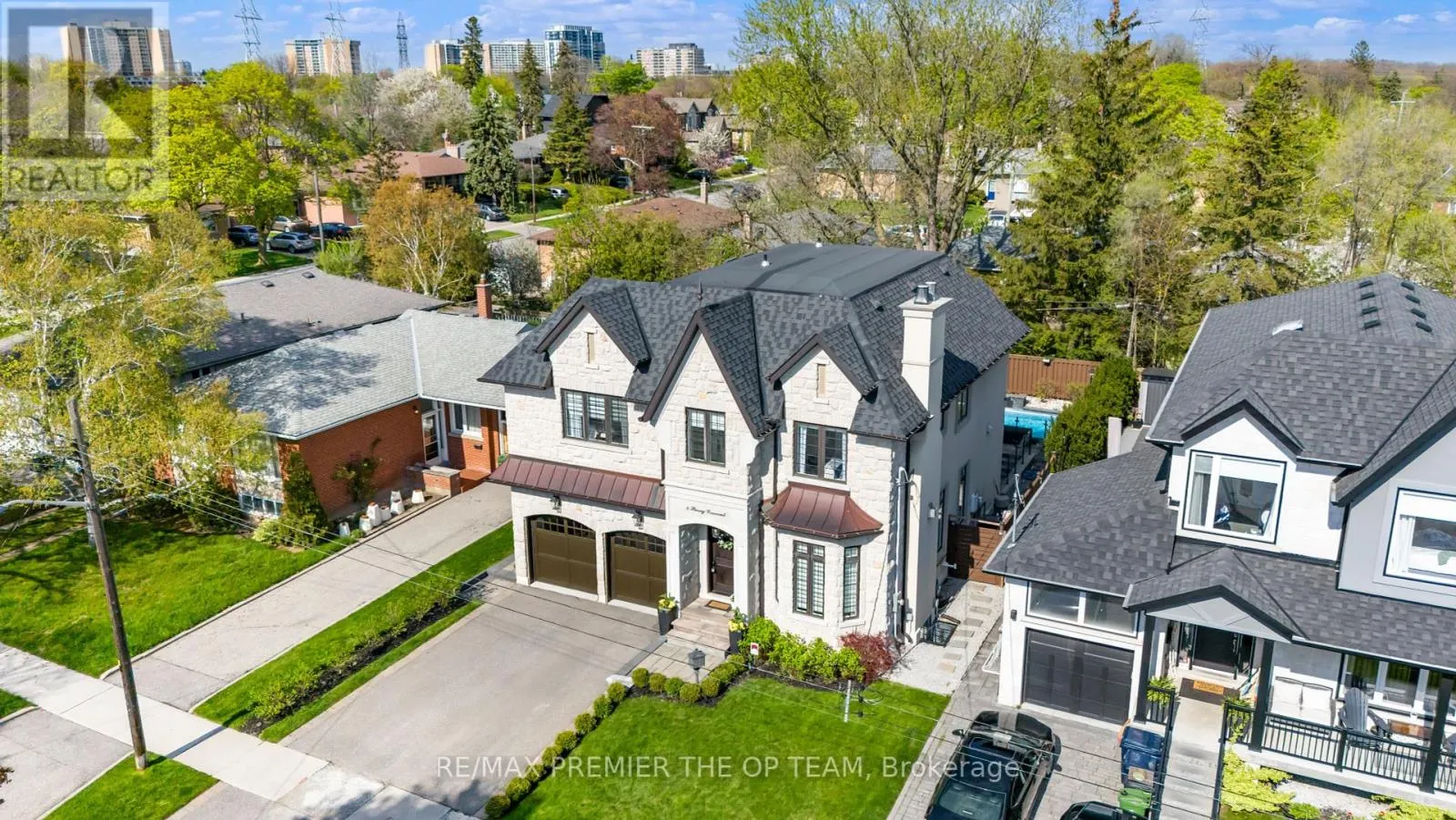 5 STOREY CRESCENT