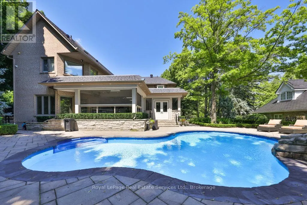 24 RAYMAR PLACE