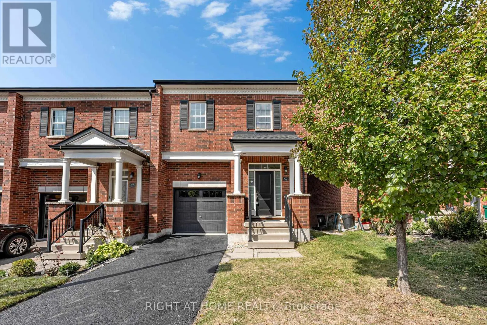 59 HENRY CRESCENT