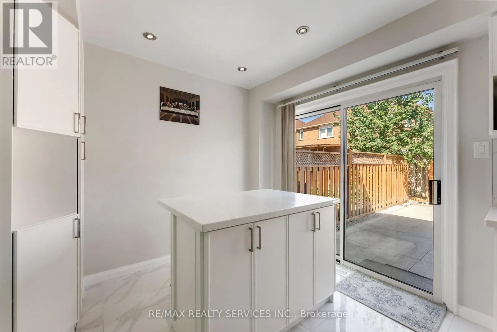 40 HERKES DRIVE