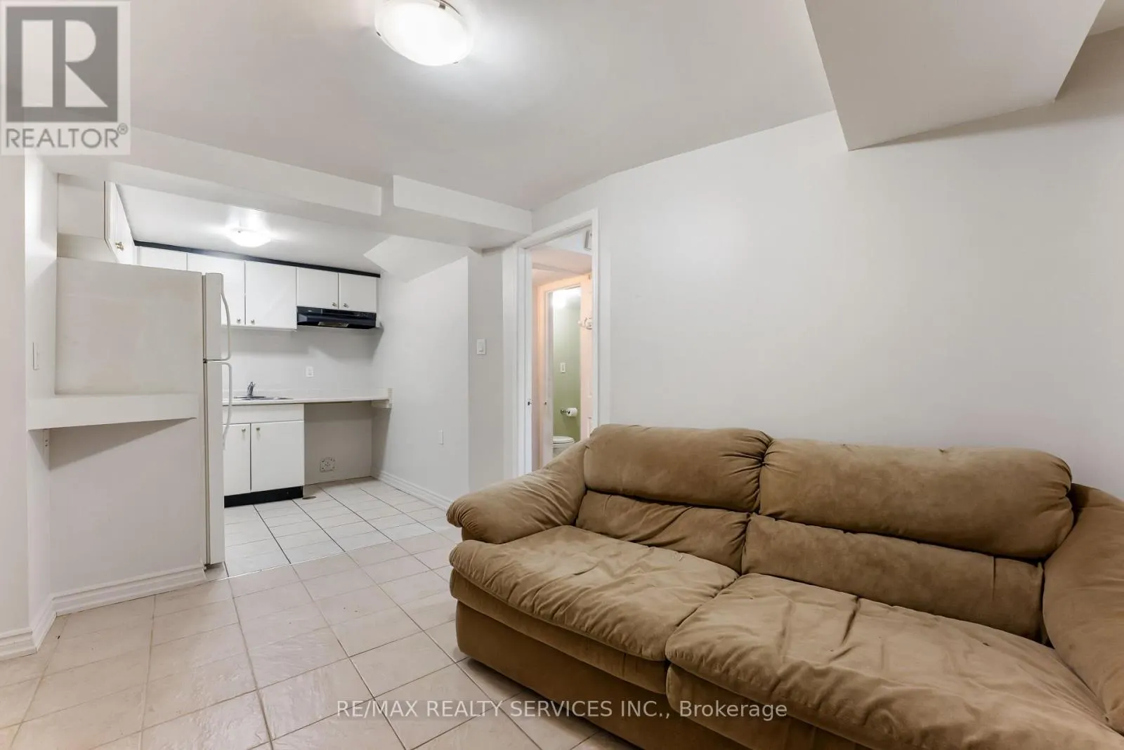 40 HERKES DRIVE