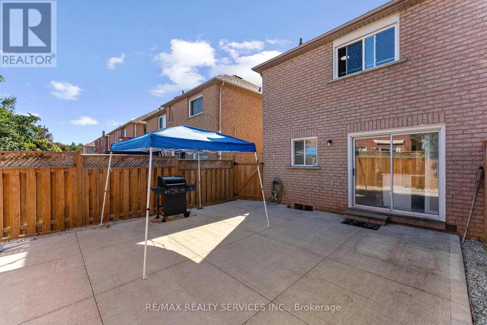 40 HERKES DRIVE