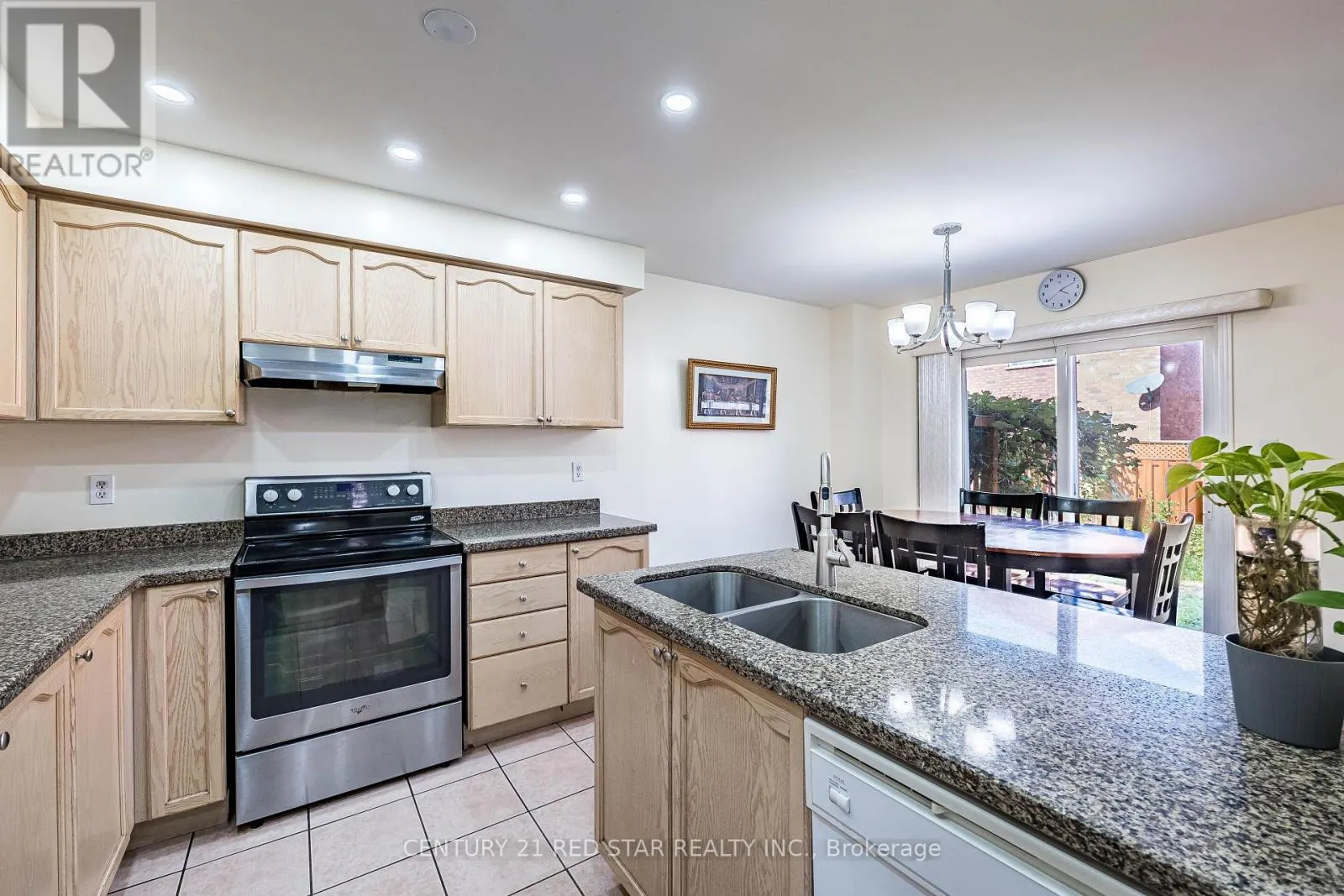37 OAKMEADOW DRIVE
