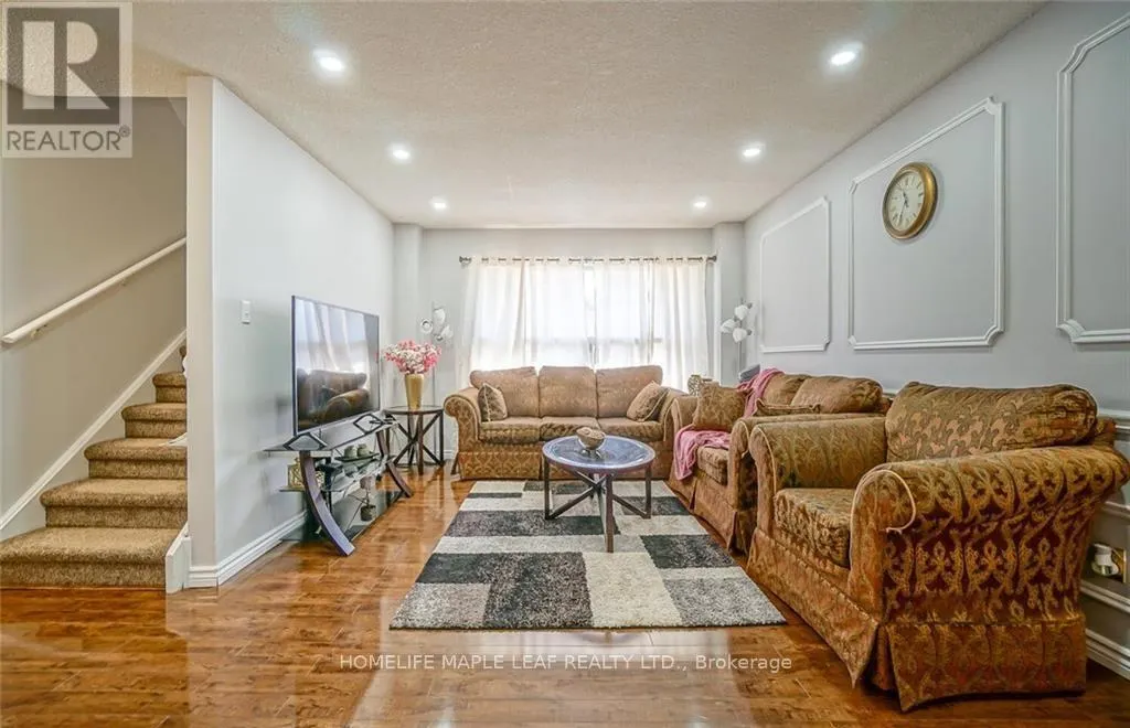 113 - 113 ASHTON CRESCENT