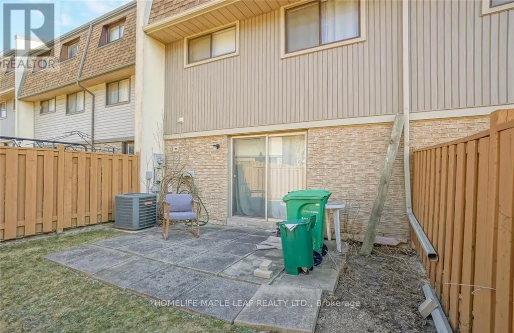 113 - 113 ASHTON CRESCENT