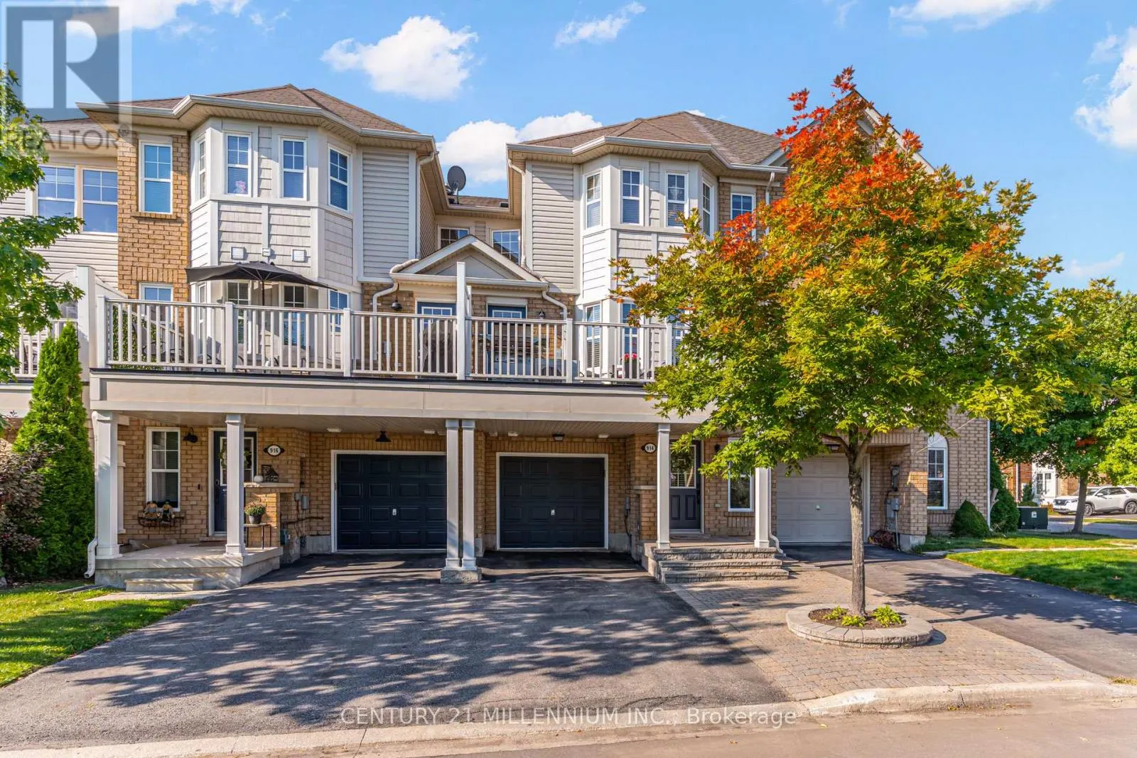 914 AMBROISE CRESCENT