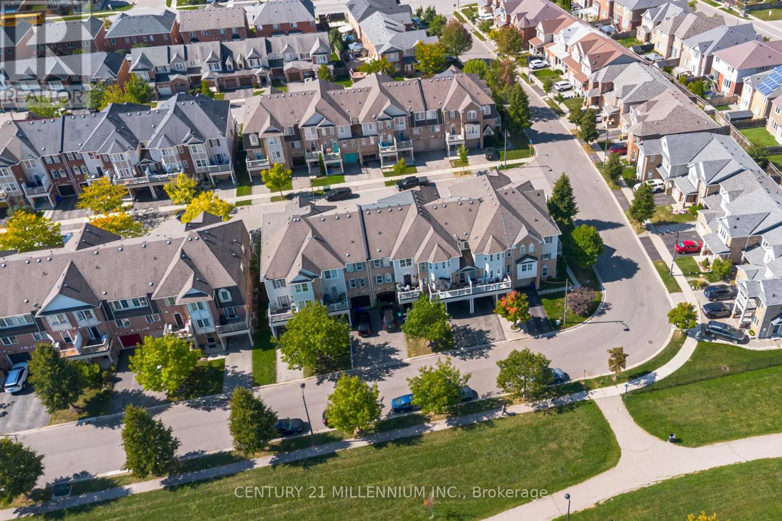 914 AMBROISE CRESCENT