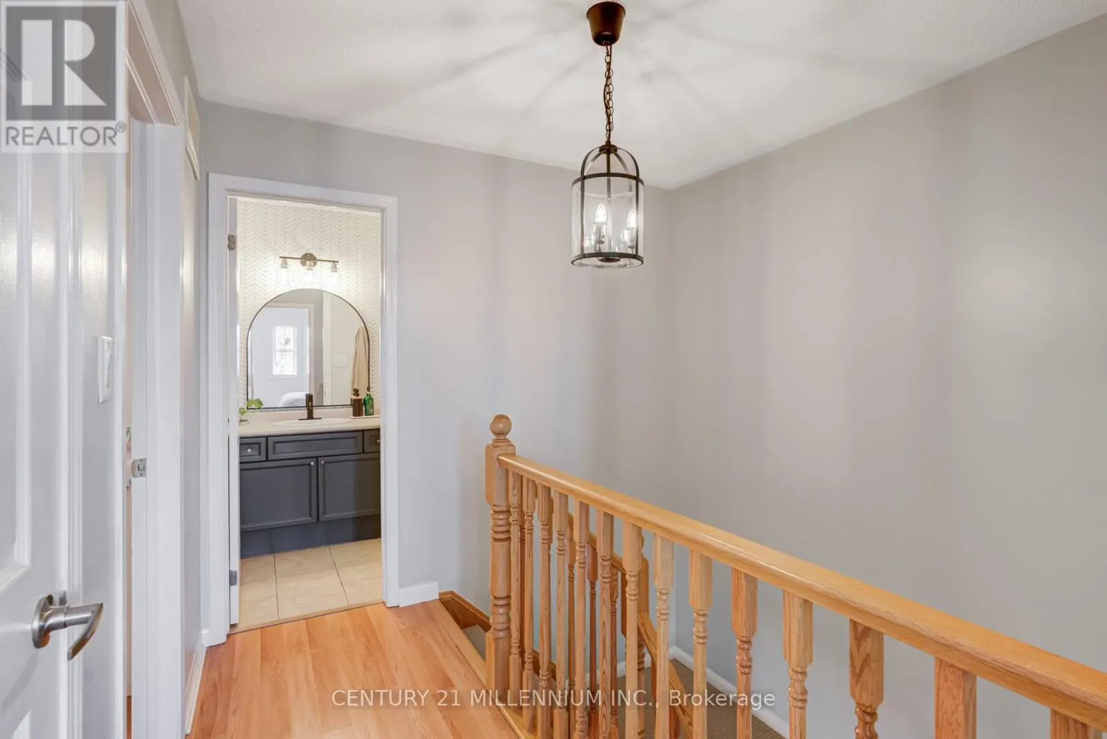 914 AMBROISE CRESCENT