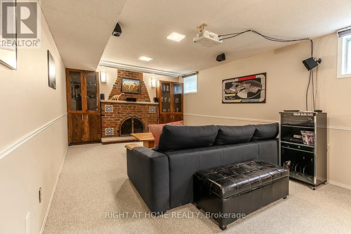 1456 BALLYCLARE DRIVE