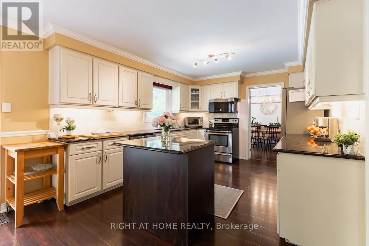 1456 BALLYCLARE DRIVE