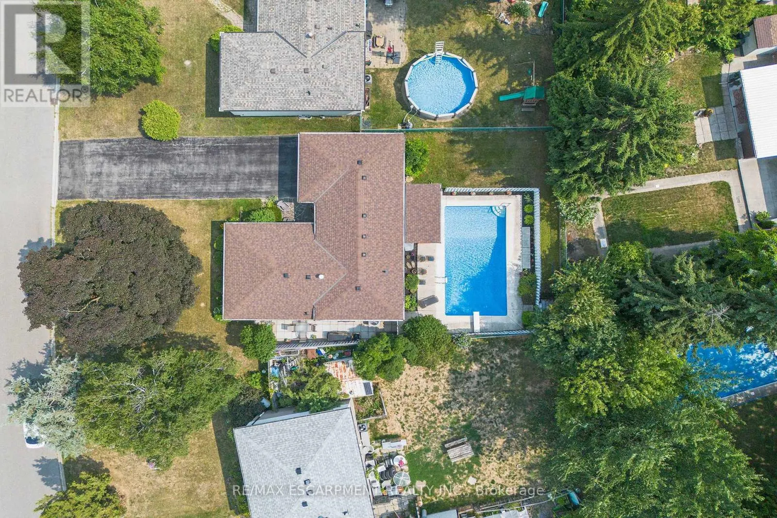 45 DUNBLAINE CRESCENT