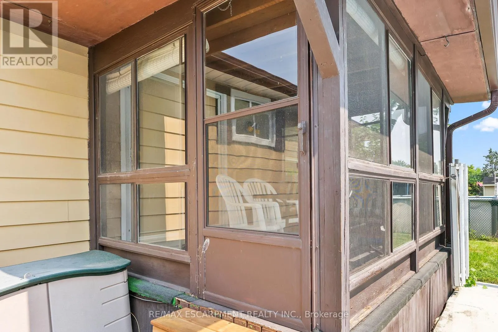 45 DUNBLAINE CRESCENT