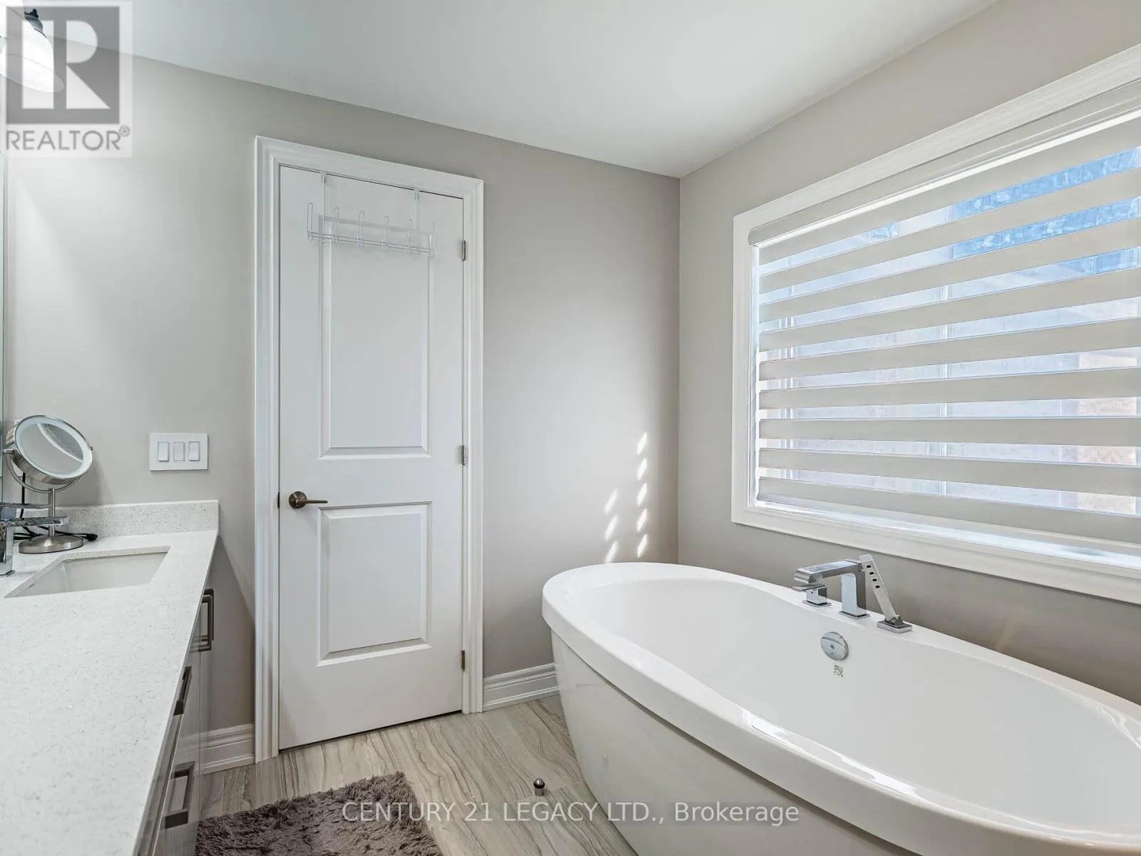 21 GOODVIEW DRIVE
