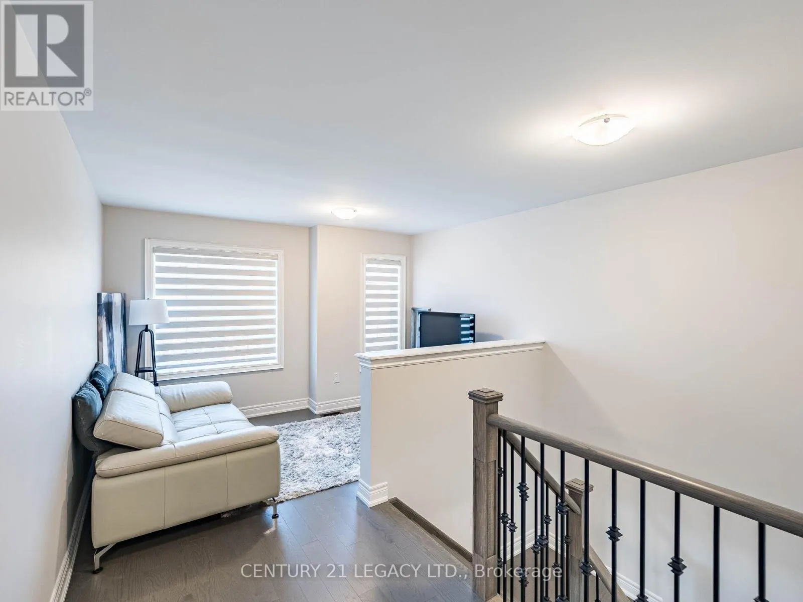 21 GOODVIEW DRIVE