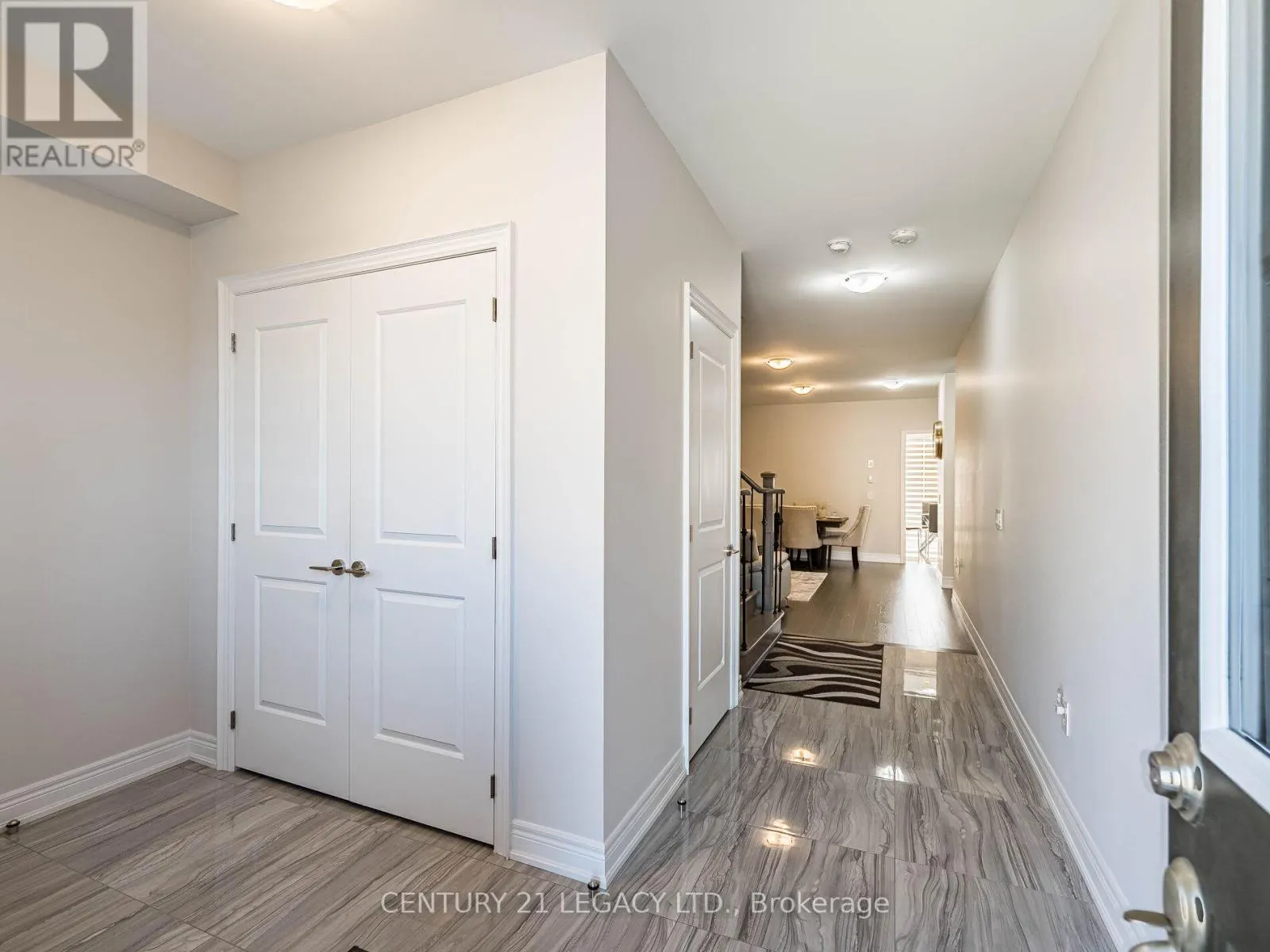 21 GOODVIEW DRIVE