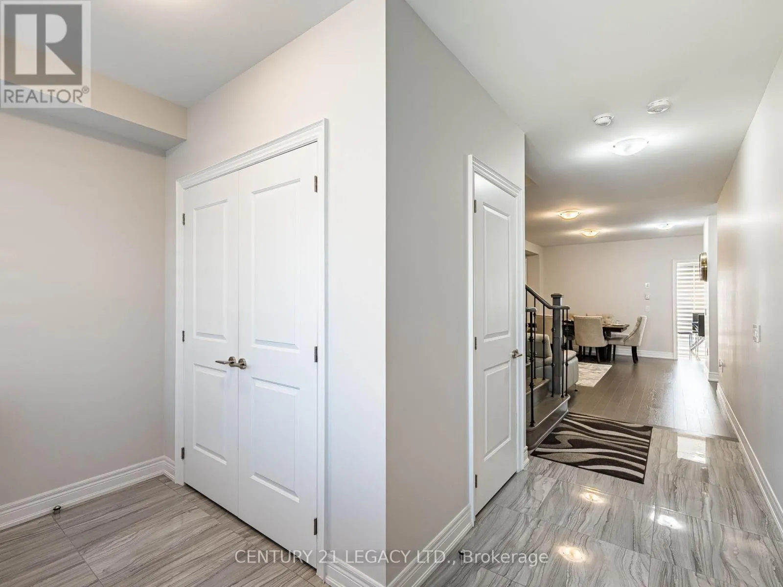 21 GOODVIEW DRIVE