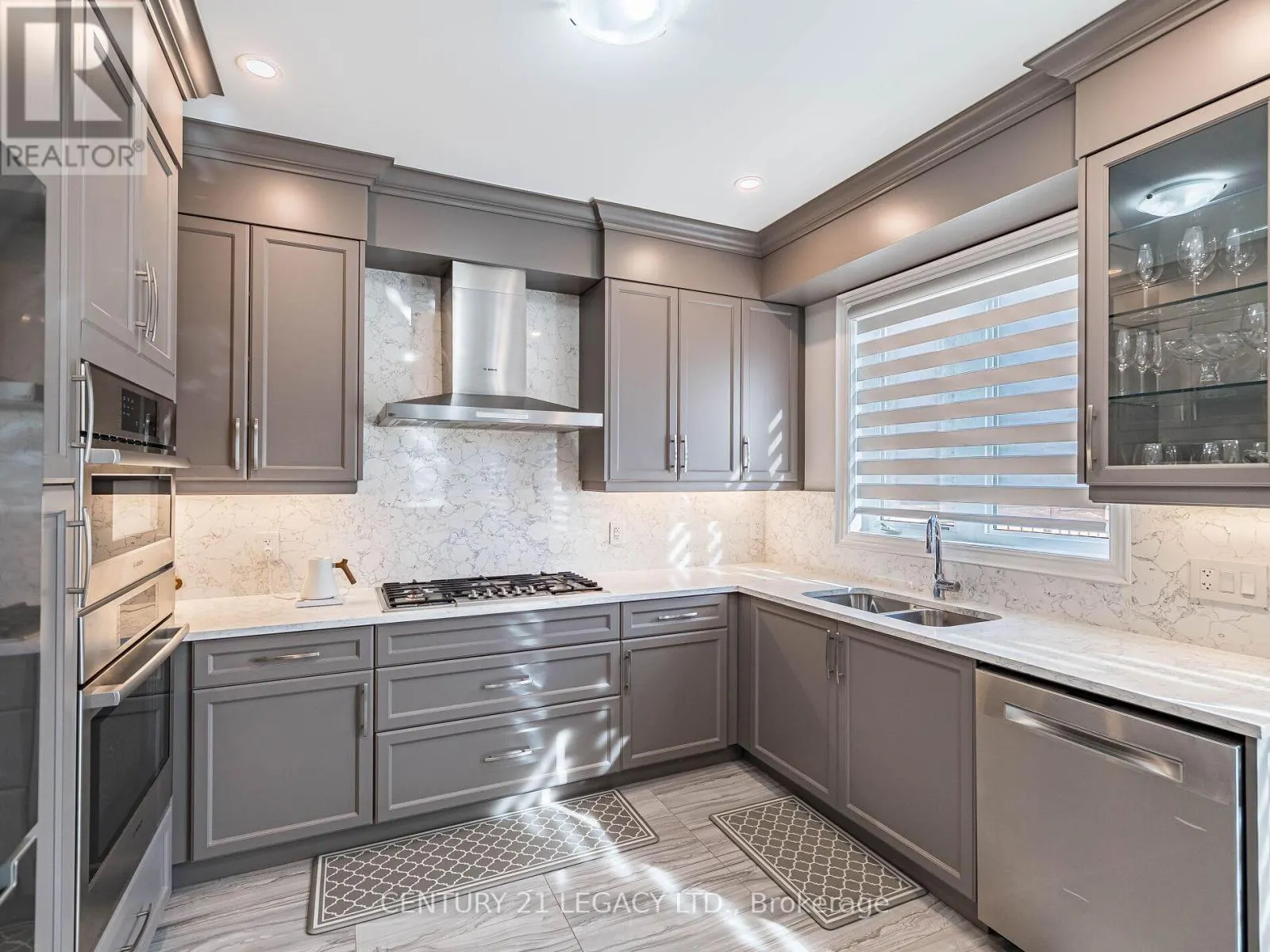 21 GOODVIEW DRIVE